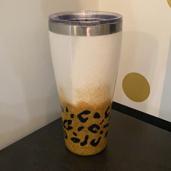 #momlife 32 oz tumbler custom - Picture 5 of 5